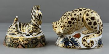 Ceramics: Royal Crown Derby; a paperweight in the form of a zebra, 14cm, dated 1995, together with a