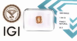 Loser Diamant im Emerald Cut, 1.84 ct Natural Fancy