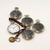 5 Militär-Taschenuhren im Nickelgehäuse, Schweiz um 1940,