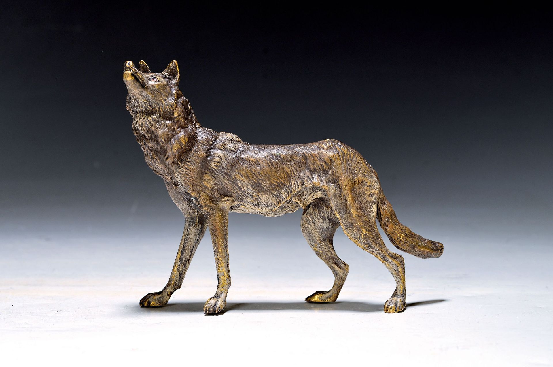 Großer Wolf, Wiener Bronze, signiert Bergmann, 20.Jh.,