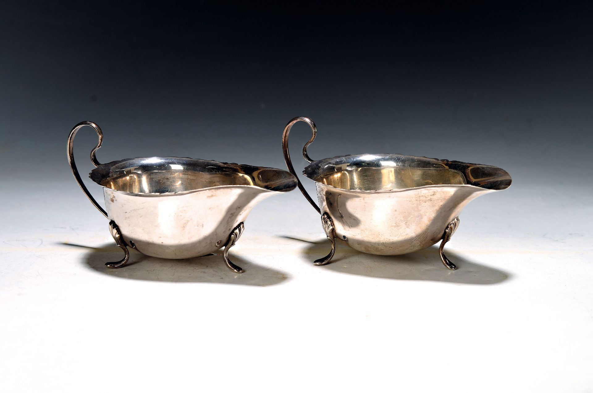 Paar Milchgießer, W.Neale & Sons Ltd., Birmingham, 1931,