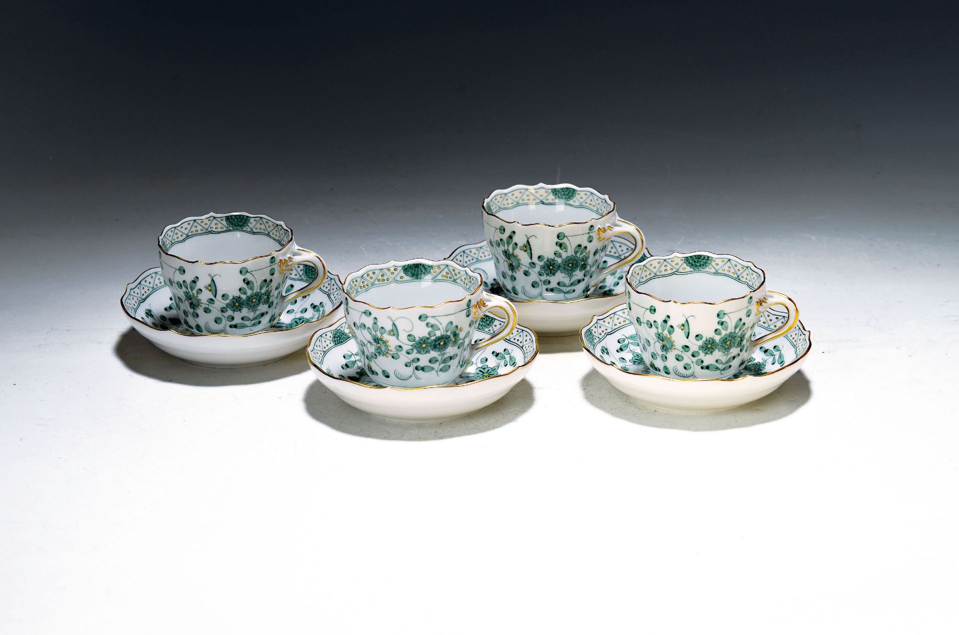 6 Mokkatassen mit UT indisch grün, Meissen, nach 1945,