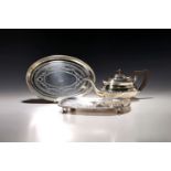 6 Teile versilbertes Tafelzubehör, 20. Jh., u.a. Teekanne