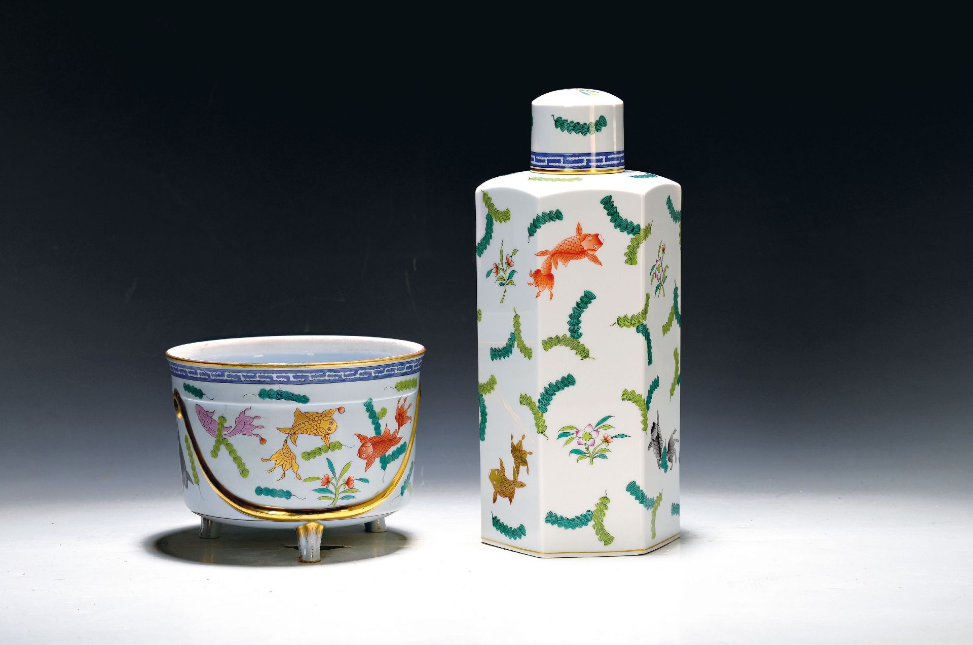 Deckelflasche/-vase und Übertopf , Herend, Dekor Poisson,