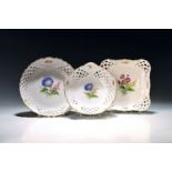 3 Korbschale, Meissen, 20. Jh., Blume 2, bemalt, Wandung