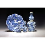 Vier Teile barocke Fayence, 18. Jh., Frankfurter Schale,