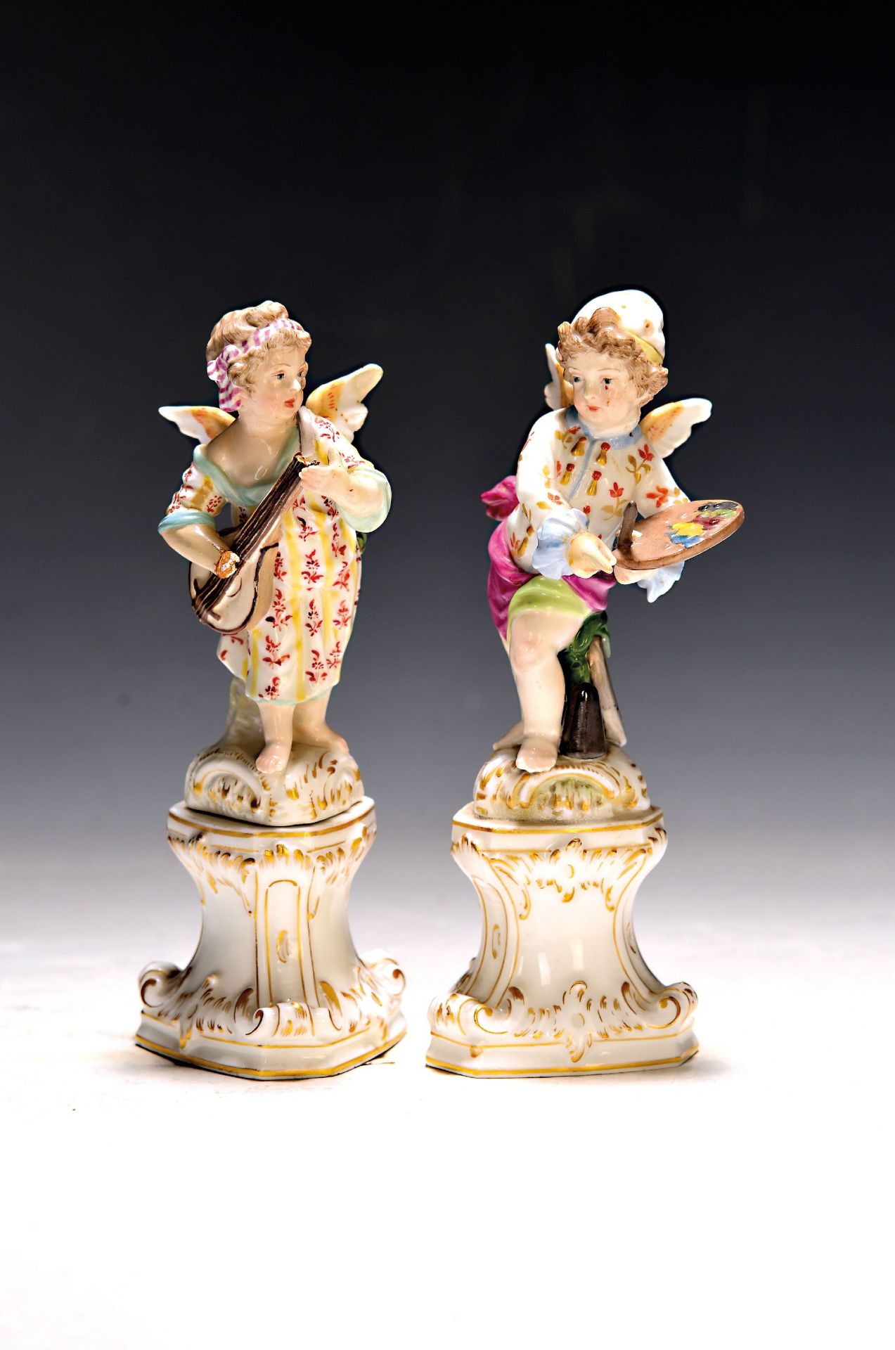 Paar Porzellanfiguren, KPM Berlin, um 1900, verkleidete