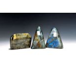 Set aus drei Labradorit-Freiformen, Madagaskar, 1325.11 g,