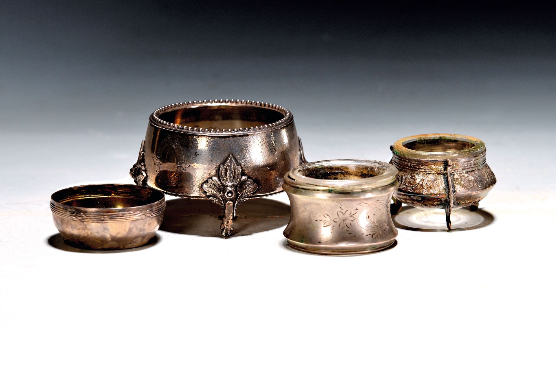 4 Salieren, deutsch, 19.Jh., 3x Silber, 1x WMF, 2x mit