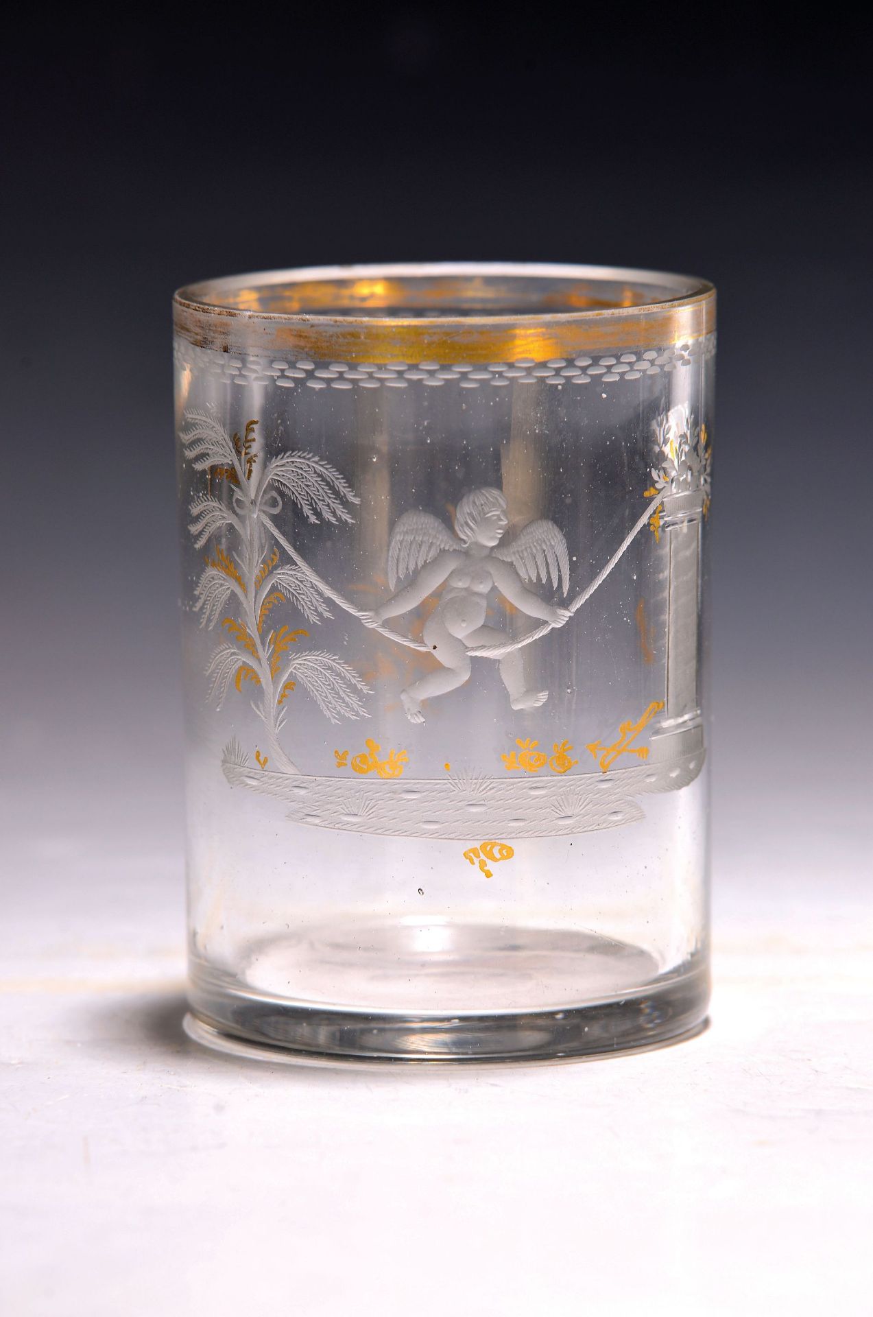 Klassizistischer Becher, um 1800, farbloses Glas,