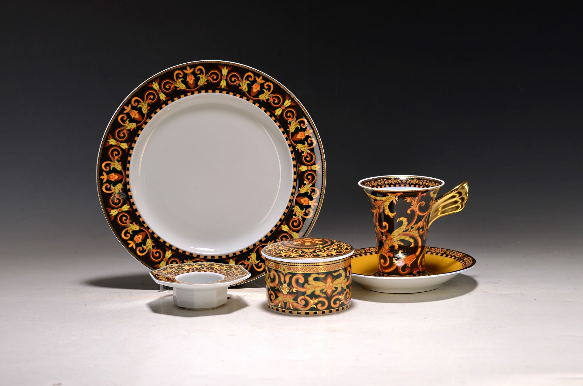 4 Teile Versace, Rosenthal, Barocco, Teller D. 22 cm,