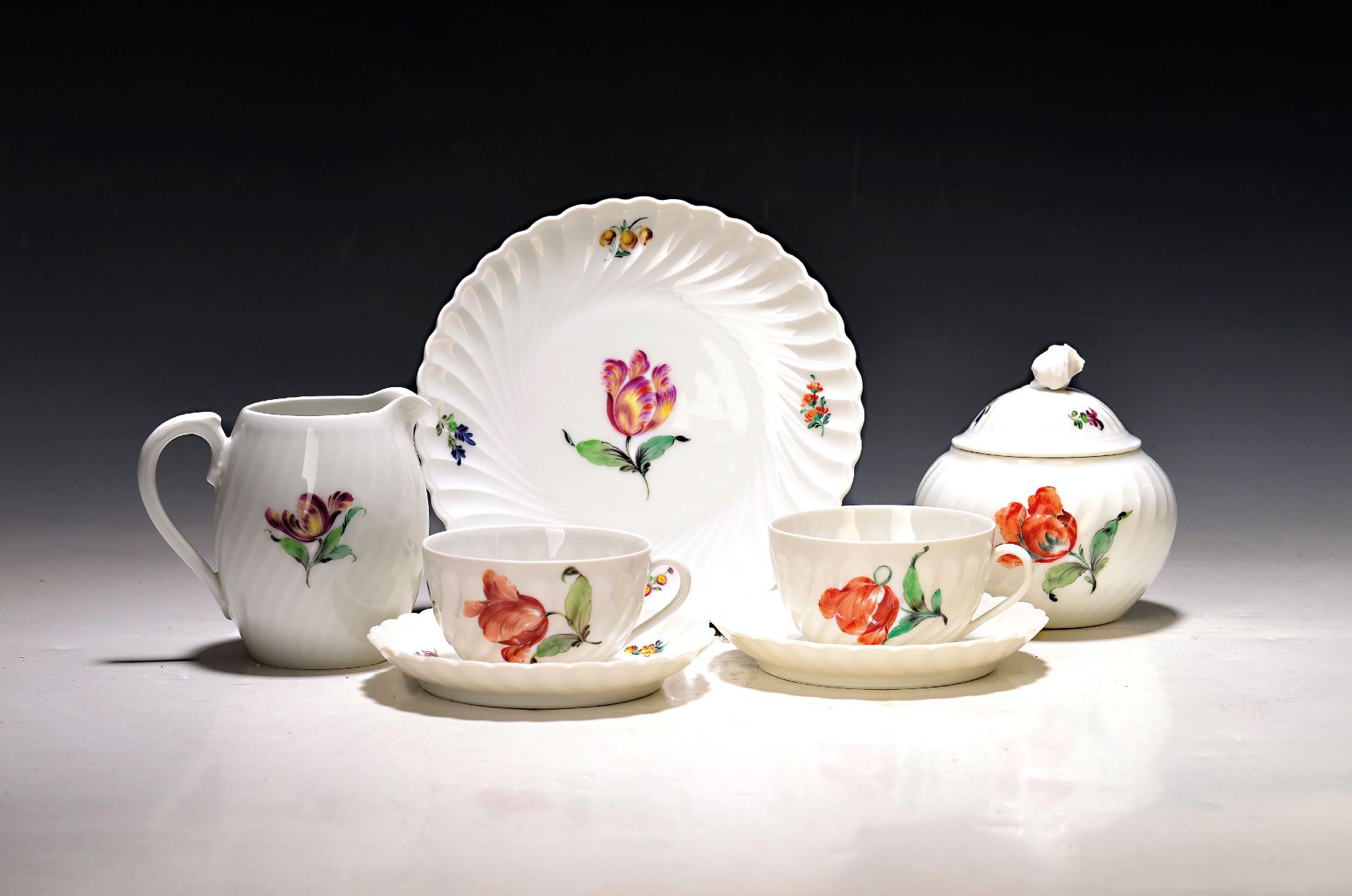 Schale, Lalique France, farbloses Formglas teilmattiert,
