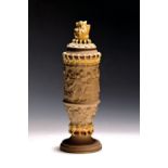 Deckelpokal, Mettlach, Villeroy & Boch, um 1880, Dekor