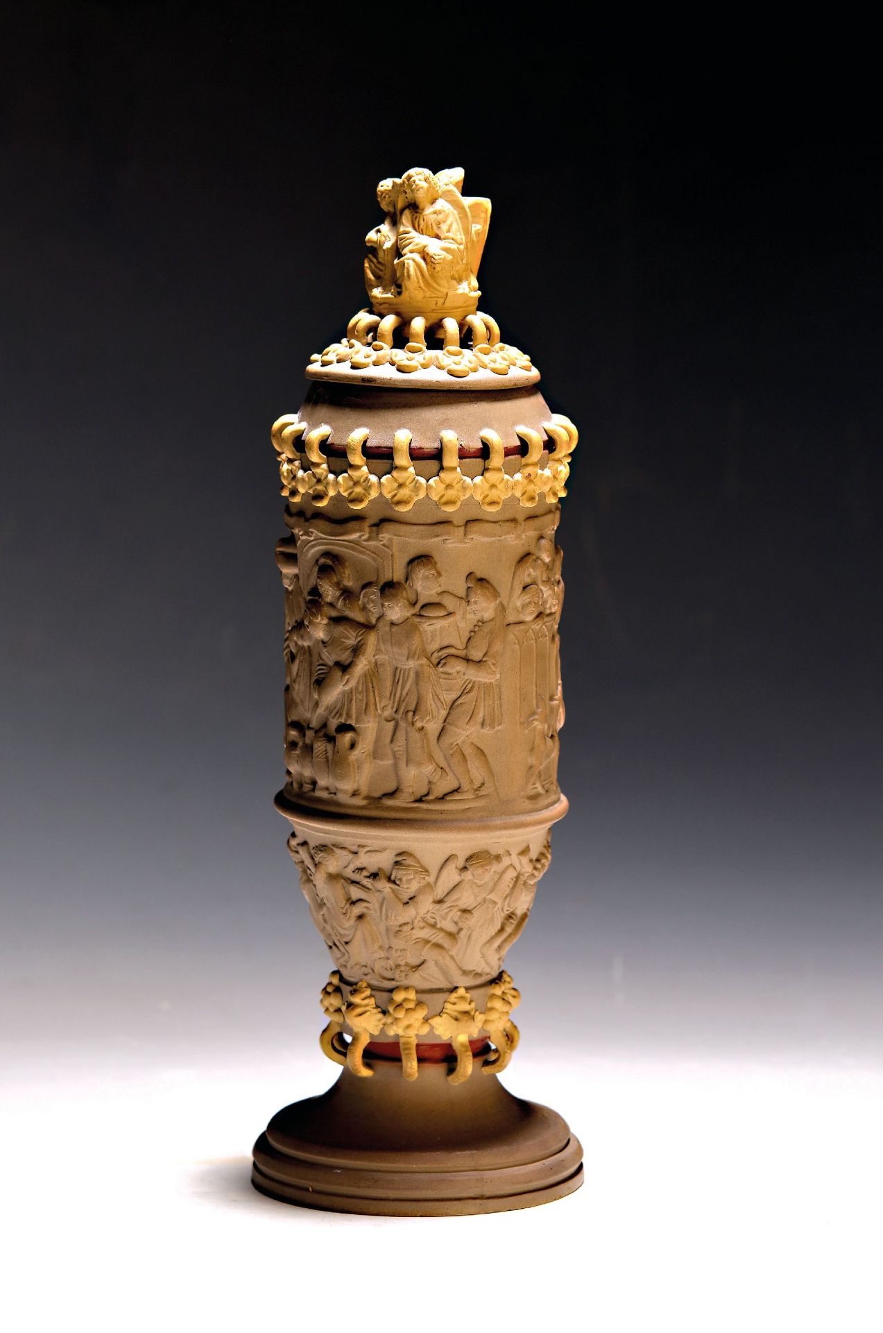 Deckelpokal, Mettlach, Villeroy & Boch, um 1880, Dekor