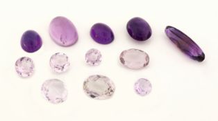 Lot lose Amethyste, zus. ca. 30.77 ct, versch.Größen,