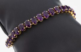 18 kt Gold Amethyst-Armband, GG 750/000, 31ovalfacett.