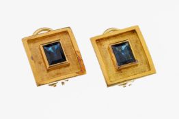 Paar 18 kt Gold Saphir-Ohrstecker, GG 750/000, hochwertige