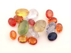 Lot 16 lose Saphire, zus. ca. 10.86 ct, versch.