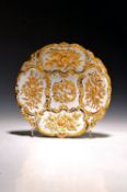 Prunkteller, Meissen, 1924-33, floraler reliefierter