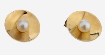 Paar 14 kt Gold Perl-Ohrclips, GG 585/000, 2 weiße