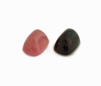 Lot 2 lose Turmalincabochons zus. ca. 27.60 ct, versch.