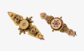 Konvolut 2 9 kt Gold Broschen, England um 1900, RG