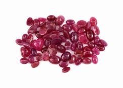 Lot lose Rubin-Cabochons zus. ca. 63.92 ct, versch. Größen