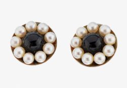 Paar 14 kt Gold Onyx-Perl-Ohrclips, WG 585/0 00, rund, 2