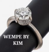 18 kt Gold WEMPE BY KIM Brillant-Ring, WG 750/000, mittig