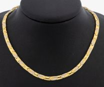 18 kt Gold Collier, GG/WG 750/000, part. sat., L. ca. 41