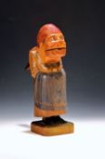 Nussknacker, wohl Brienz, dat. 1932, , Bäuerin, Lindenholz