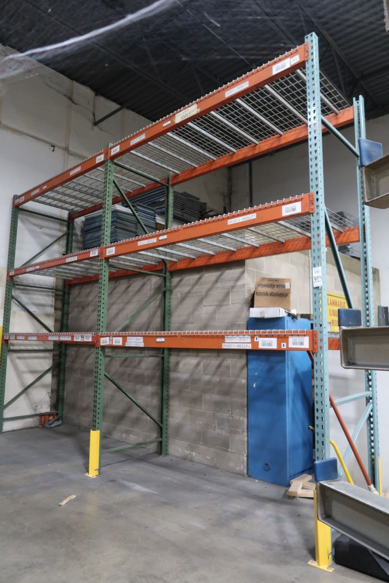 H 8413 Racking (2) Sections of Adjustable Pallet Racking. (3) 12'x42