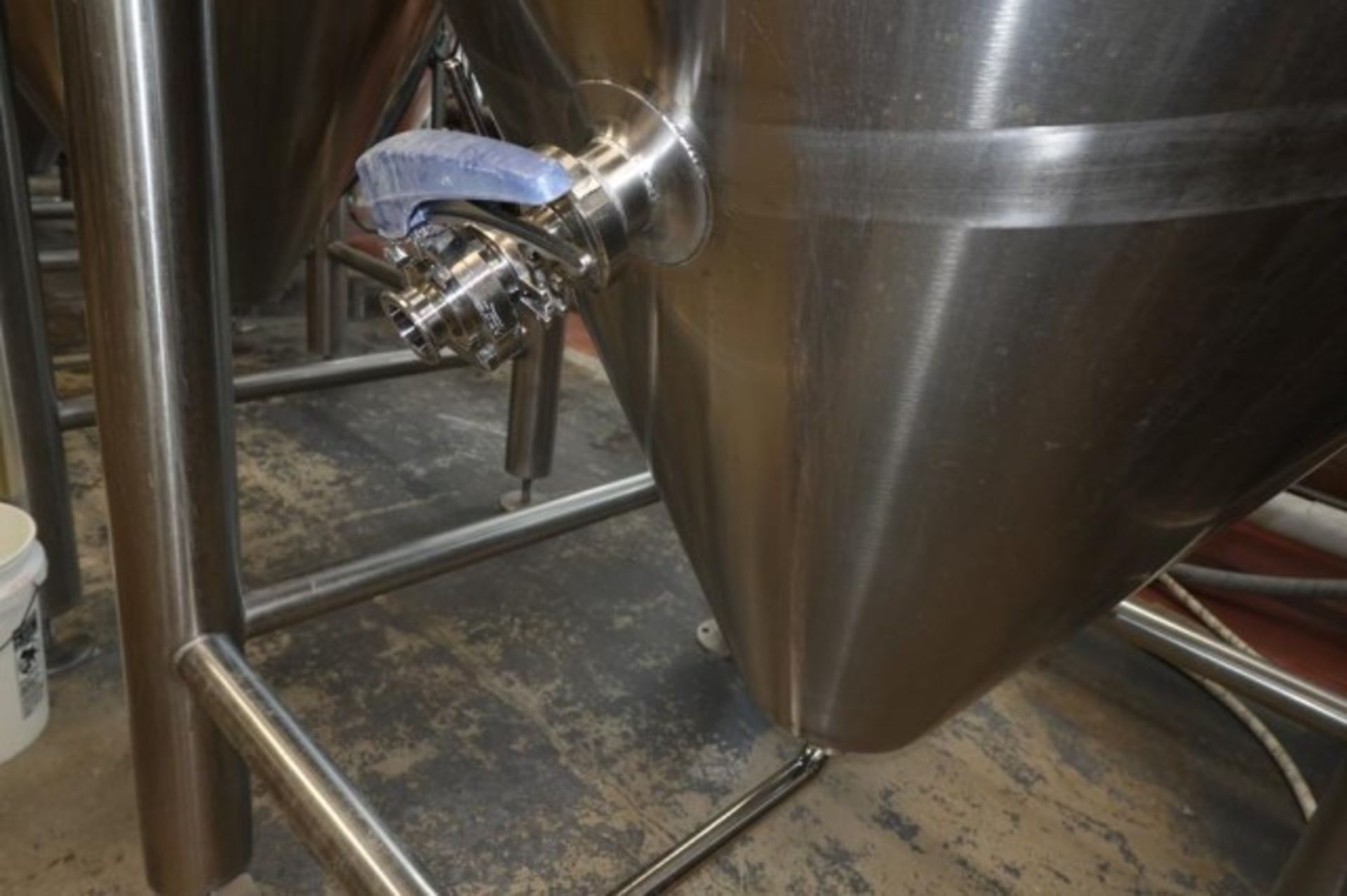 30 BBL SS Fermenter Tank - Image 6 of 11