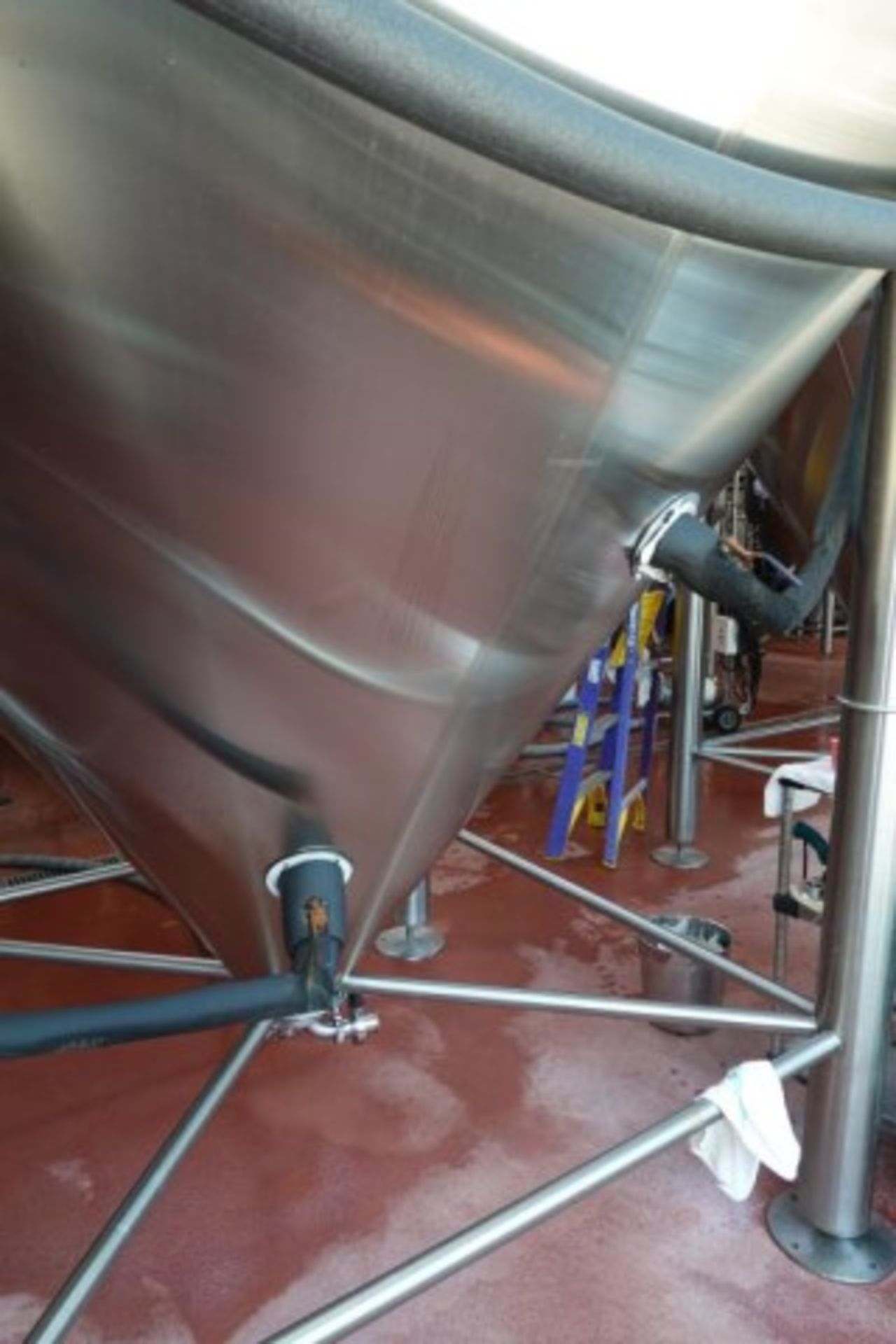 120 BBL SS Fermenter Tank - Image 7 of 11