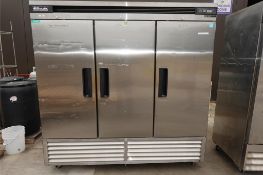 SS Triple Door Commercial Refrigerator