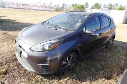 Toyota 2018 Hybrid 4-Door Automobile