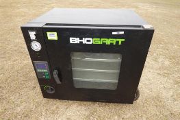 Vacuum Oven