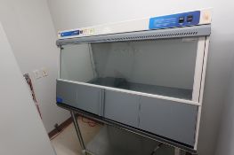 Labconco 3952400 PCR Workstation
