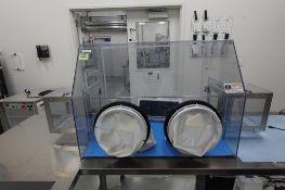 Terra Universal 3305-00F Glove Box