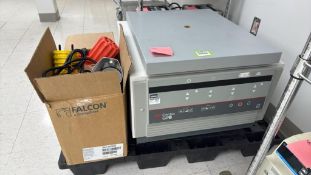 IEC Centra GP8 Refrigerated Centrifuge