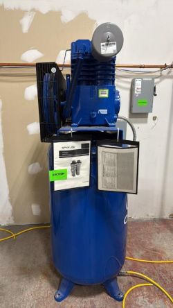 Quincy QT-7.5 Air Compressor