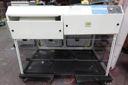 Cole Parmer 7890044 PCR Cabinet