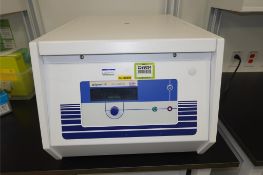 Qiagen Benchtop Centrifuge With Rotor