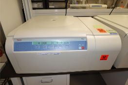 Thermo Fisher Refrigerated Centrifuge W/Rotor