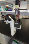 Leica Inverted Microscope W/Objectives