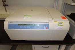 Thermo Fisher Refrigerated Centrifuge W/Rotor