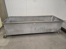 Tub