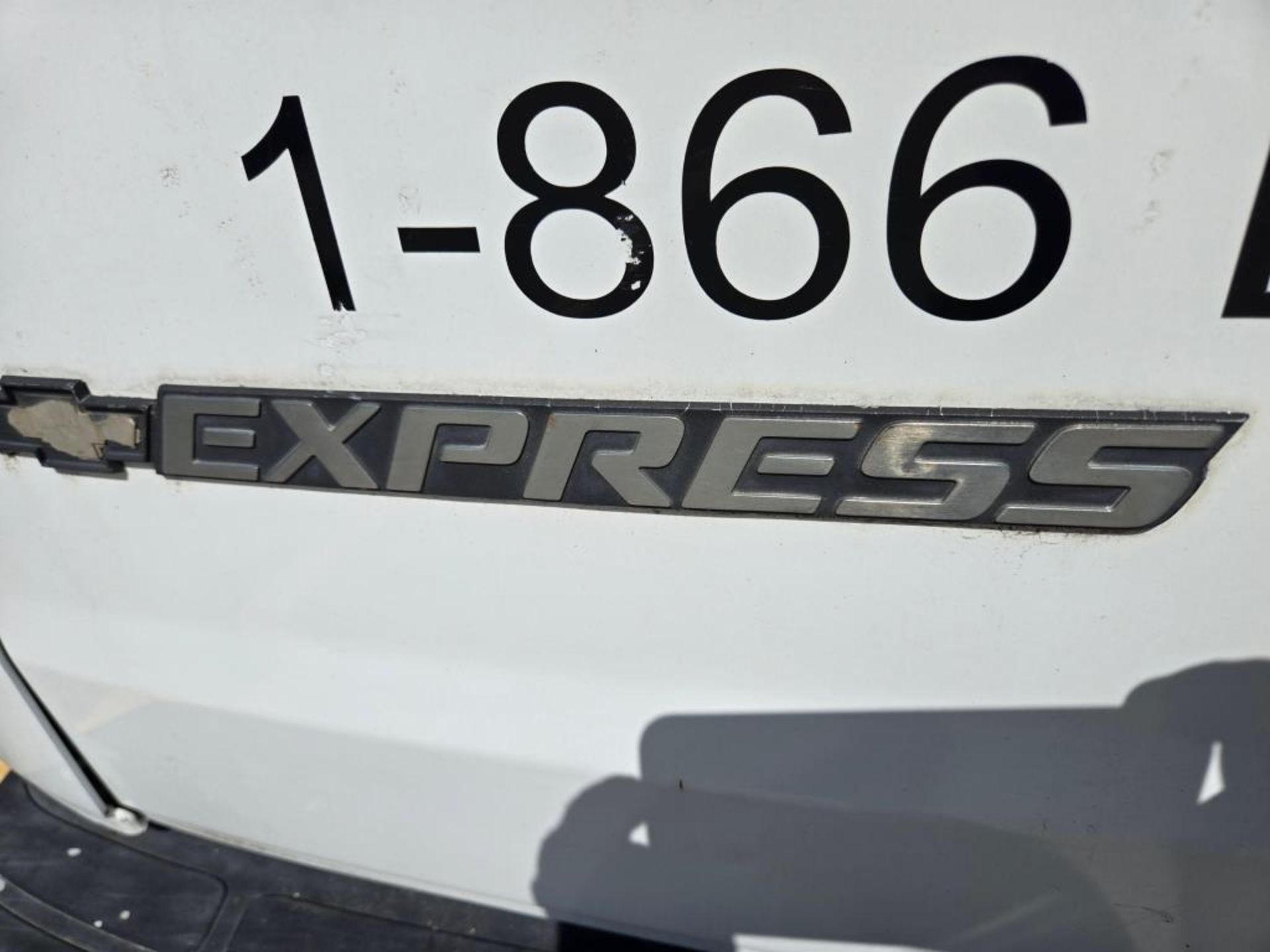 2008 Chevy 2500 Express (NO TITLE) - Image 25 of 25
