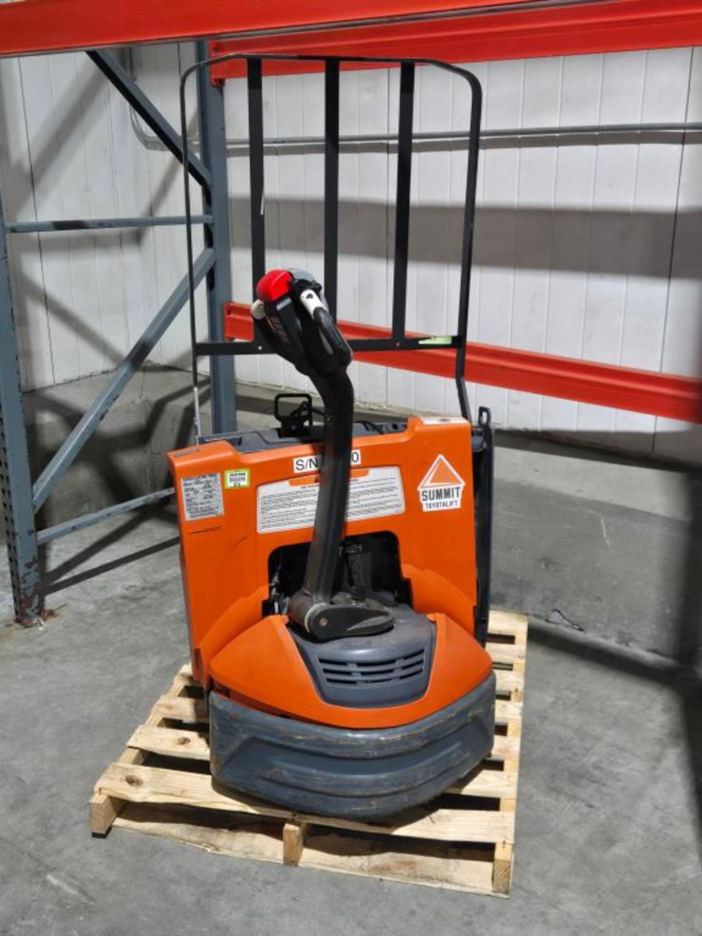 Toyota Electric Pallet Jacks - Image 12 of 19