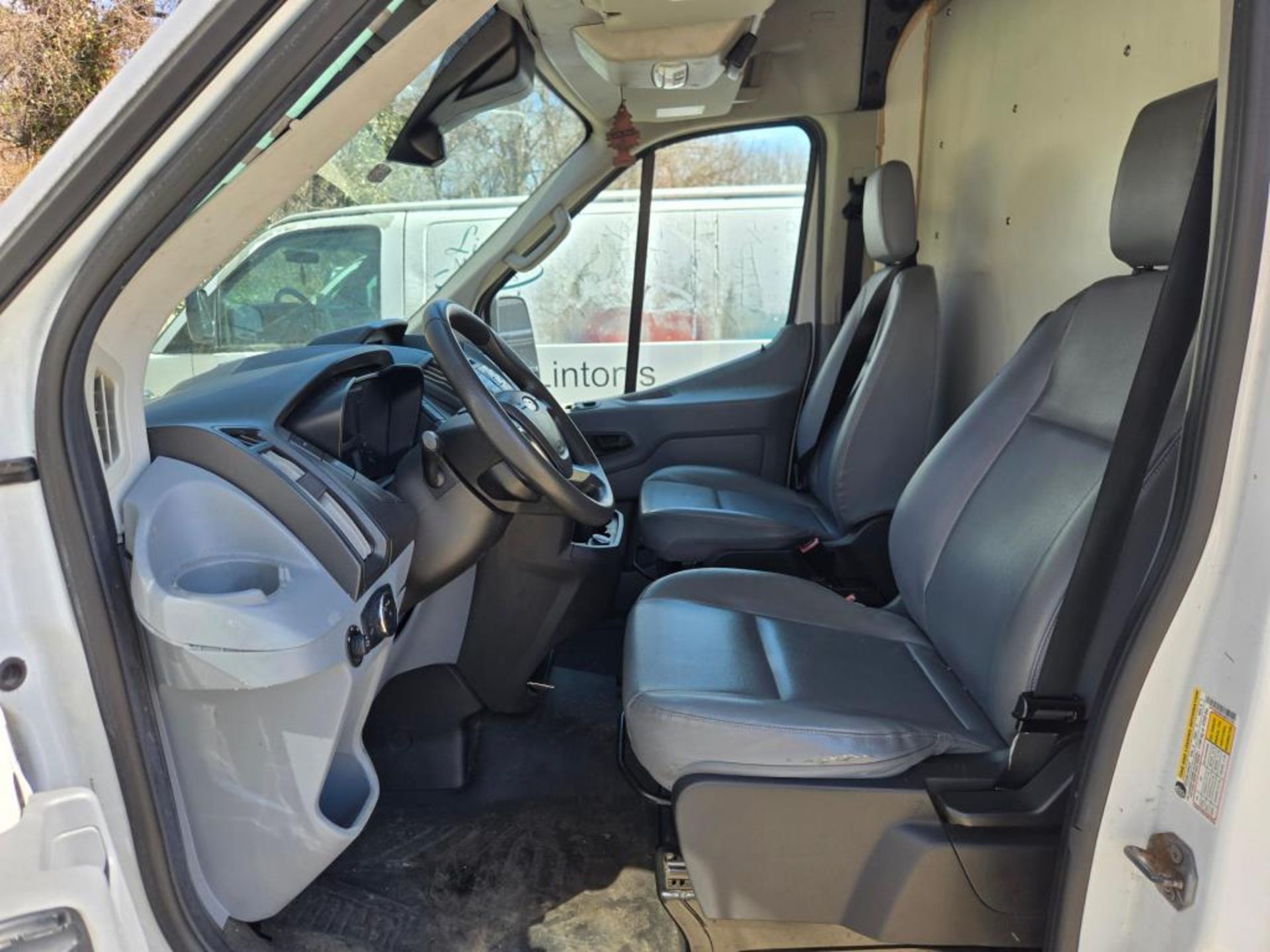 2018 Ford Transit 250 Van - Image 13 of 30